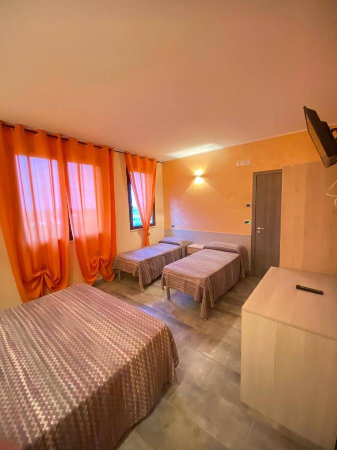 Agriturismo - B&B "La Funicolare" Francavilla Marittima Eksteriør billede