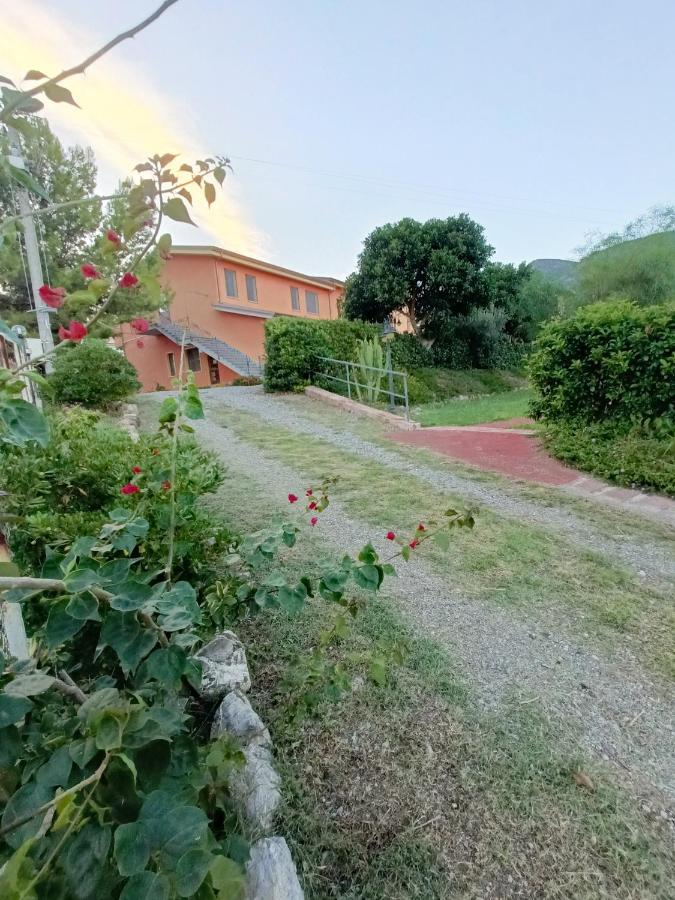 Agriturismo - B&B "La Funicolare" Francavilla Marittima Eksteriør billede