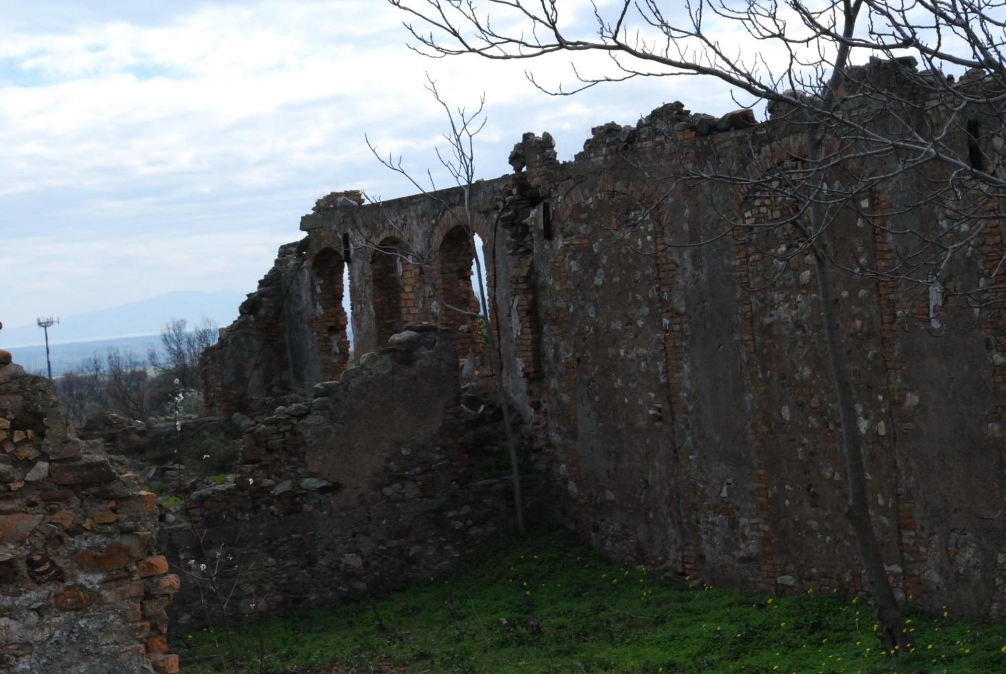 Agriturismo - B&B "La Funicolare" Francavilla Marittima Eksteriør billede